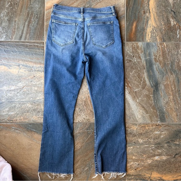 GAP High Rise Kick Fit Jeans 29 / 8 Tall Medium Wash Raw Hem Kick Flare Denim - Picture 3 of 7